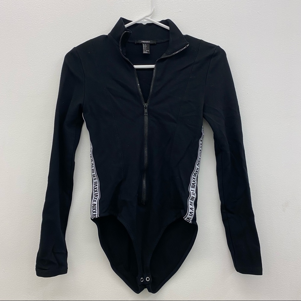 F21 Long Sleeve Body Suit Size S